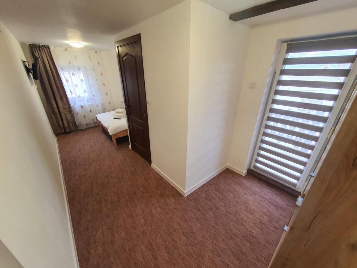 Hotel Casa Edi Poiana Negrii Esterno foto